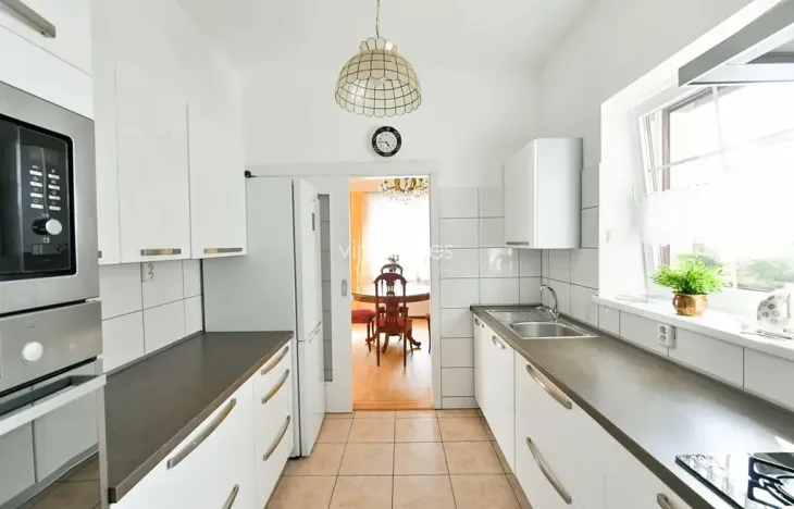 Pronájem vily, Praha - Suchdol, Havraní, 220 m2