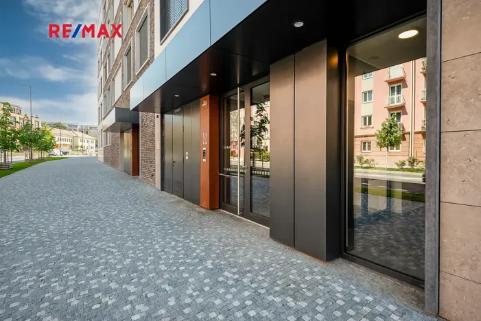 Pronájem bytu 1+kk, Praha - Žižkov, Malešická, 36 m2