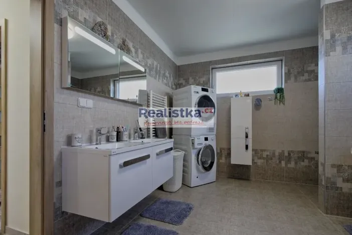 Prodej rodinného domu, Kbelany, 142 m2