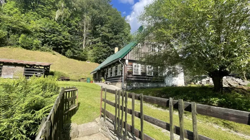 Prodej chalupy, Dolní Dvůr, 270 m2