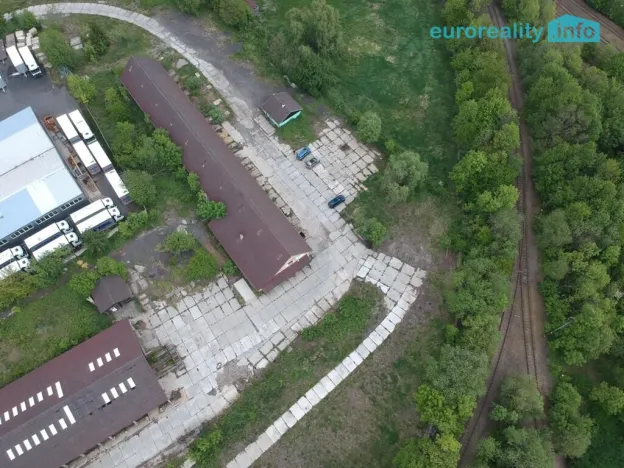 Prodej výrobních prostor, Dubí, Horská, 1000 m2
