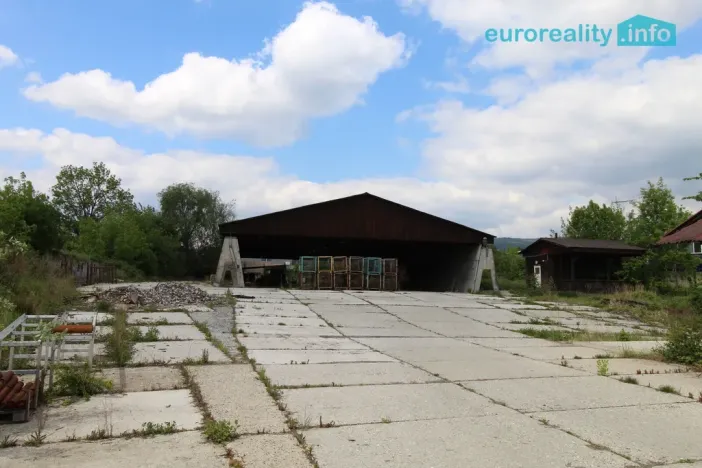 Prodej výrobních prostor, Dubí, Horská, 1000 m2