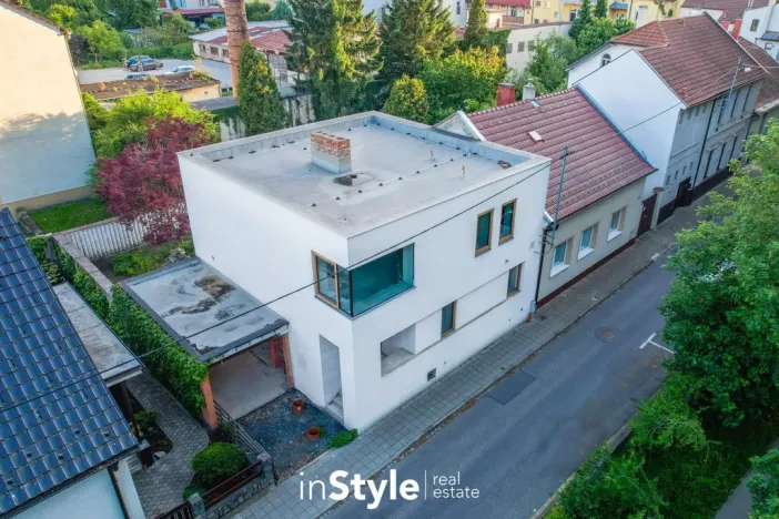 Prodej rodinného domu, Uherské Hradiště, U Stadionu, 272 m2