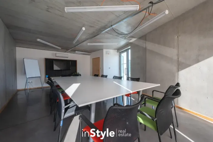 Pronájem kanceláře, Staré Město, Zerzavice, 51 m2