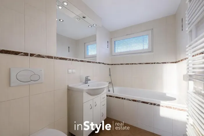 Prodej rodinného domu, Otrokovice - Kvítkovice, Nivy, 195 m2