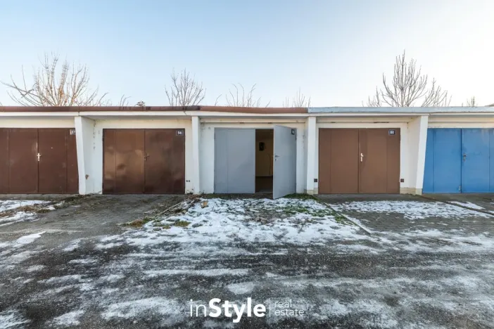 Prodej garáže, Uherské Hradiště, Průmyslová, 17 m2