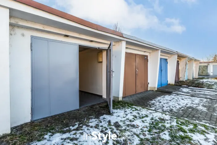 Prodej garáže, Uherské Hradiště, Průmyslová, 17 m2