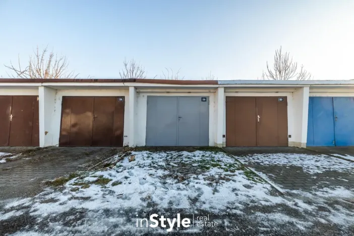 Prodej garáže, Uherské Hradiště, Průmyslová, 17 m2