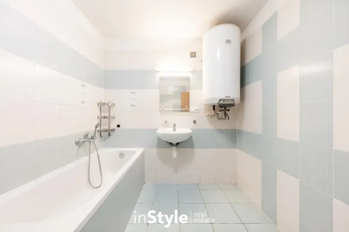 Pronájem bytu 2+kk, Bzenec, náměstí Svobody, 50 m2