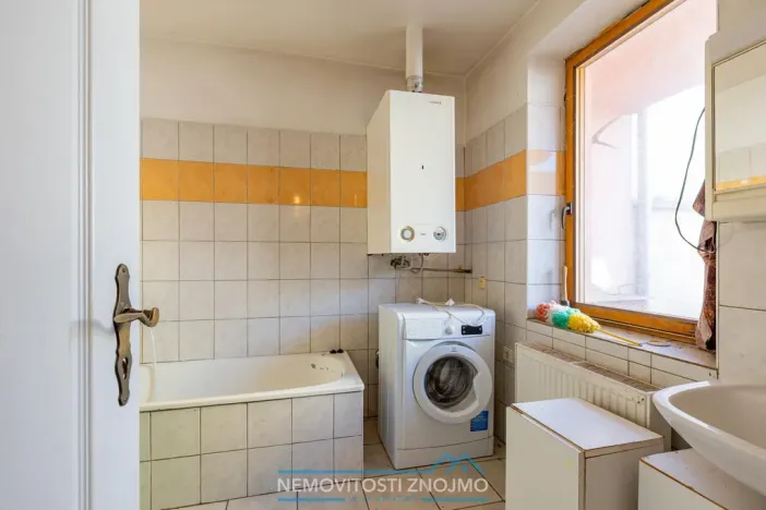 Prodej rodinného domu, Kuchařovice, Na Výhon, 117 m2