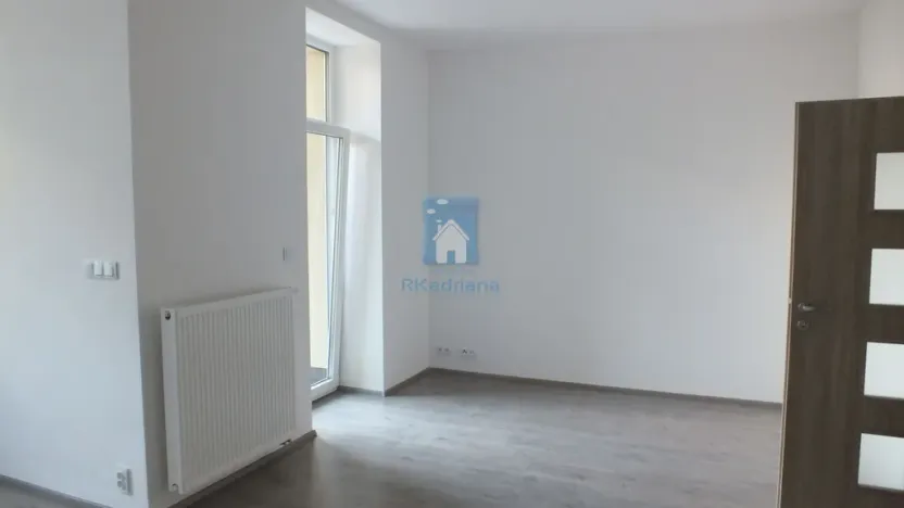 Pronájem bytu 1+kk, Plzeň, Rubešova, 35 m2