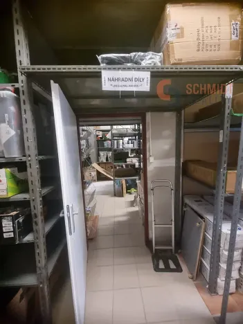 Pronájem kanceláře, Brno, Křenová, 205 m2