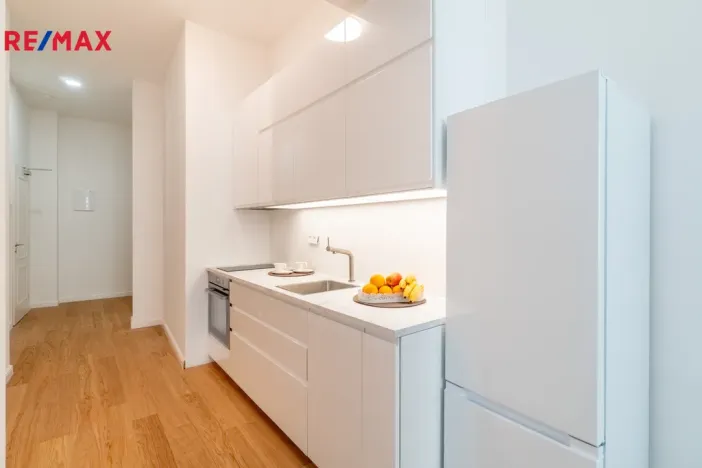 Pronájem bytu 2+kk, Praha - Vinohrady, Korunní, 55 m2