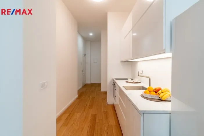 Pronájem bytu 2+kk, Praha - Vinohrady, Korunní, 55 m2