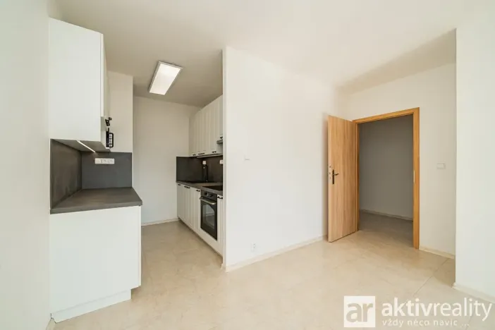 Prodej bytu 2+kk, Praha - Bohnice, Poznaňská, 45 m2