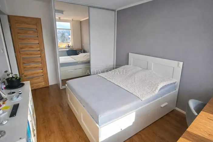 Prodej bytu 3+kk, Karlovy Vary - Bohatice, Lomená, 61 m2