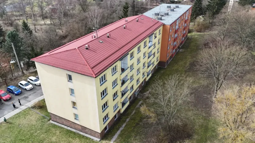 Prodej bytu 3+kk, Karlovy Vary - Bohatice, Lomená, 61 m2