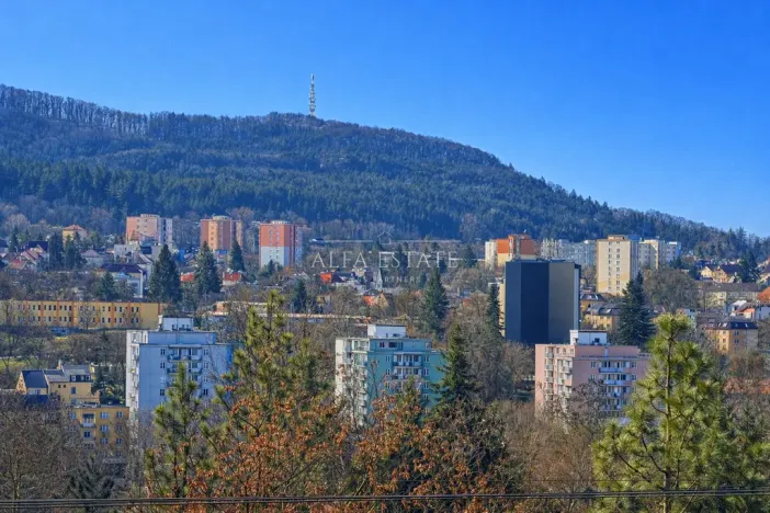 Prodej bytu 3+kk, Karlovy Vary - Bohatice, Lomená, 61 m2