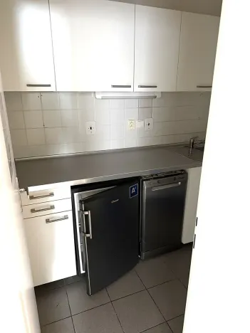 Pronájem kanceláře, Praha - Žižkov, U zásobní zahrady, 276 m2