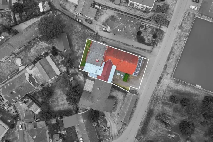 Prodej komerční nemovitosti, Klamoš, 865 m2