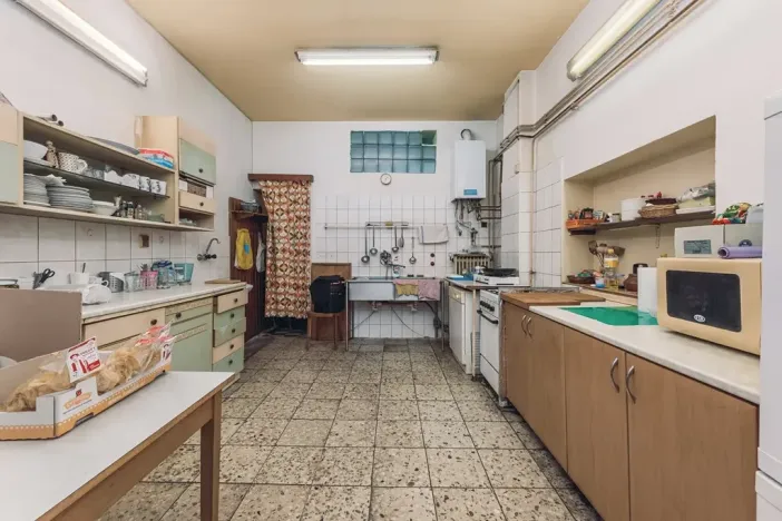 Prodej restaurace, Klamoš, 865 m2