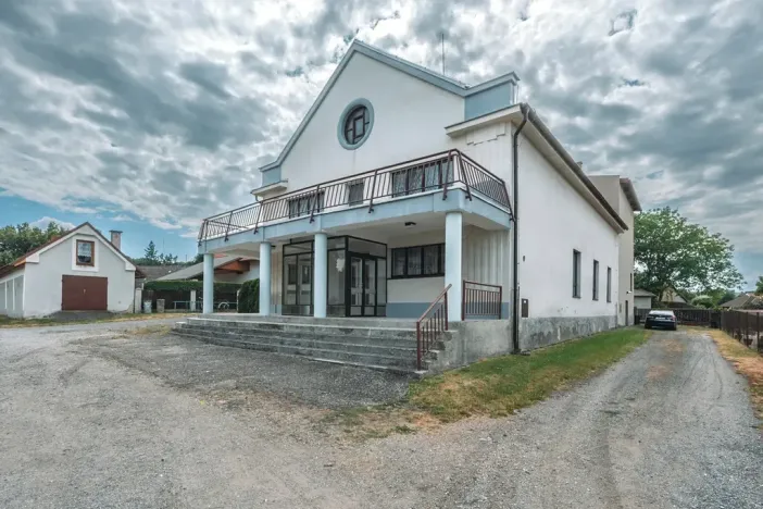 Prodej rodinného domu, Klamoš, 865 m2