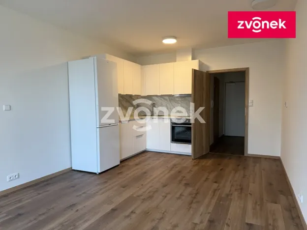 Pronájem bytu 1+kk, Zlín, Nad Stráněmi, 32 m2
