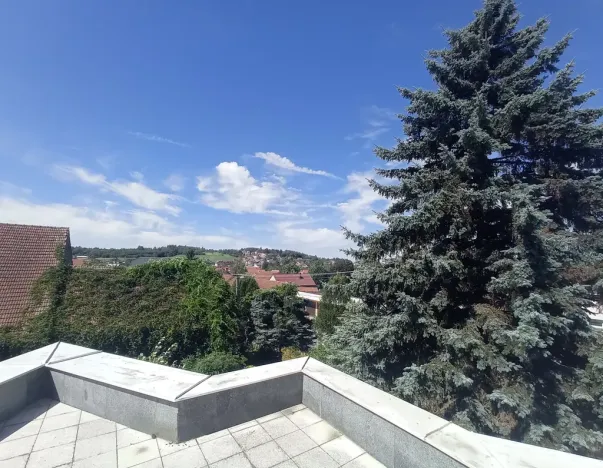 Prodej vily, Křižanov, Benešovo náměstí, 530 m2