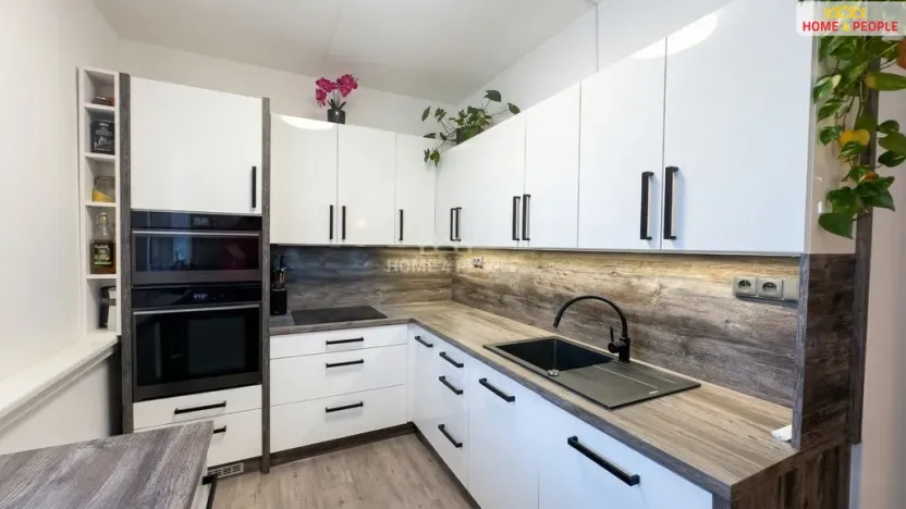 Prodej bytu 4+1, České Budějovice - České Budějovice 2, Prachatická, 88 m2