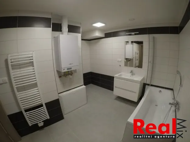 Pronájem bytu 2+kk, Rajhradice, Opatovická, 76 m2