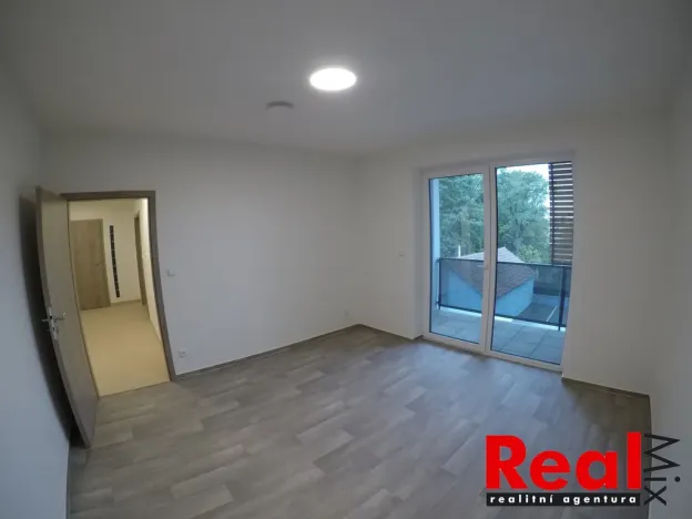 Pronájem bytu 2+kk, Rajhradice, Opatovická, 76 m2