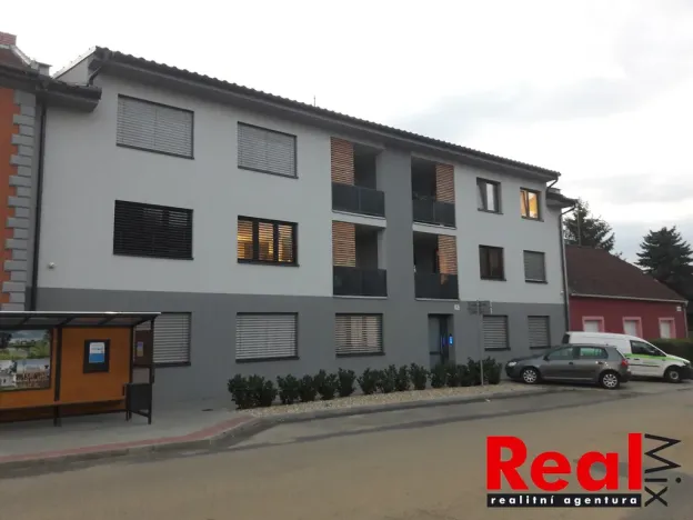 Pronájem bytu 2+kk, Rajhradice, Opatovická, 76 m2