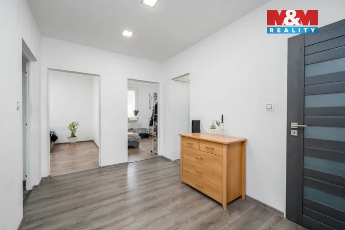 Prodej bytu 4+1, Ústí nad Labem - Krásné Březno, U Pivovarské zahrady, 82 m2