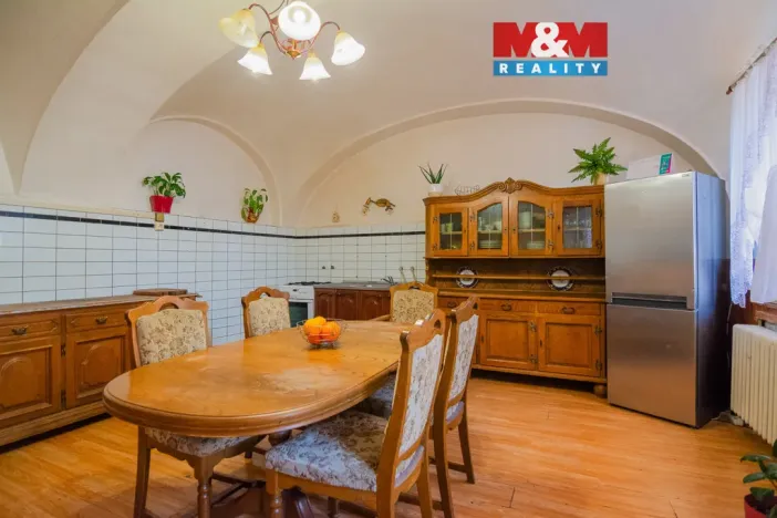 Prodej rodinného domu, Radonice, 260 m2