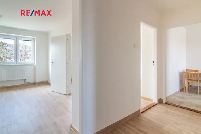 Pronájem bytu 2+1, Břeclav, nábř. Komenského, 57 m2