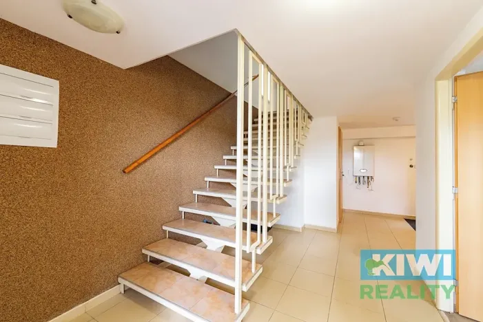 Pronájem kanceláře, Kaňovice, 90 m2