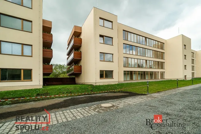 Pronájem bytu 1+kk, Slaný, Lázeňská, 35 m2