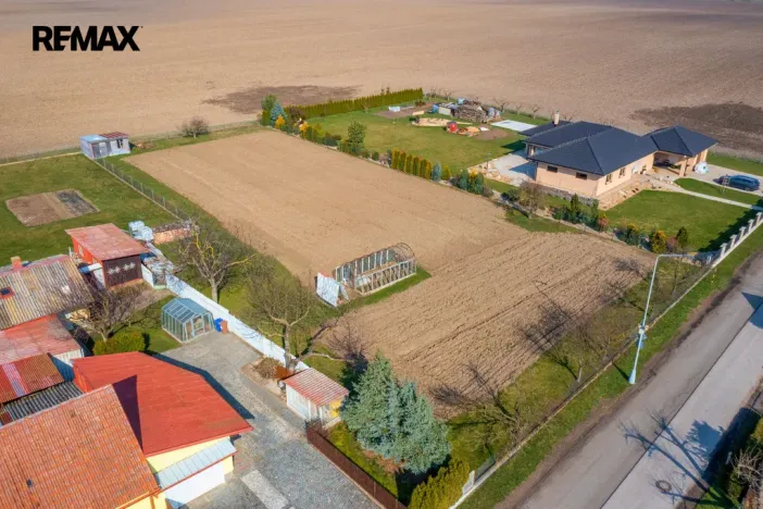 Prodej pozemku pro bydlení, Lužec nad Cidlinou, 2066 m2
