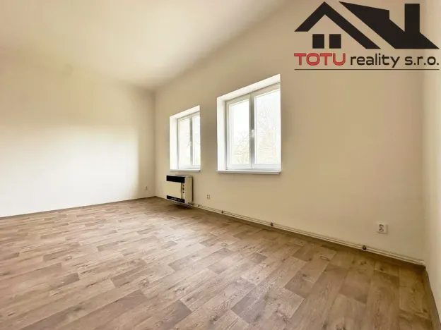 Pronájem bytu 1+1, Jaroměř, 5. května, 45 m2