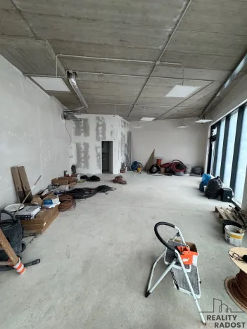 Prodej obchodního prostoru, Praha, Waltariho, 72 m2