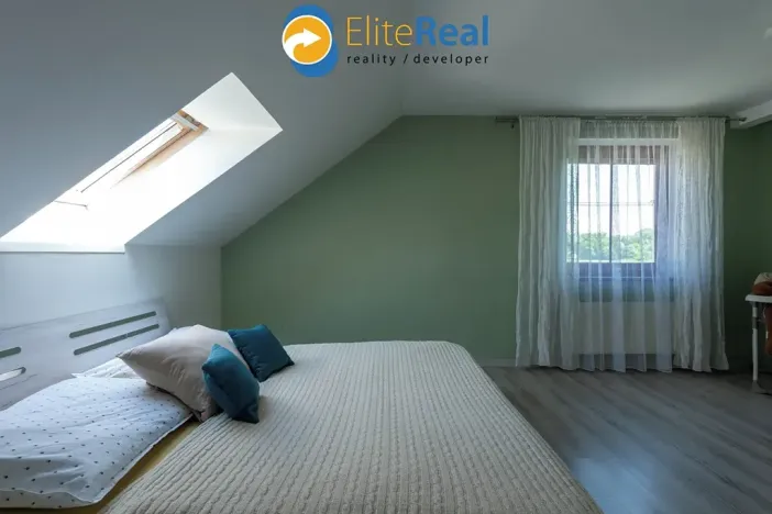 Prodej vícegeneračního domu, Příkazy, 344 m2