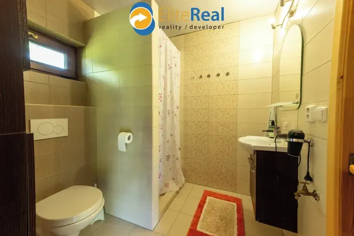 Prodej vícegeneračního domu, Příkazy, 344 m2