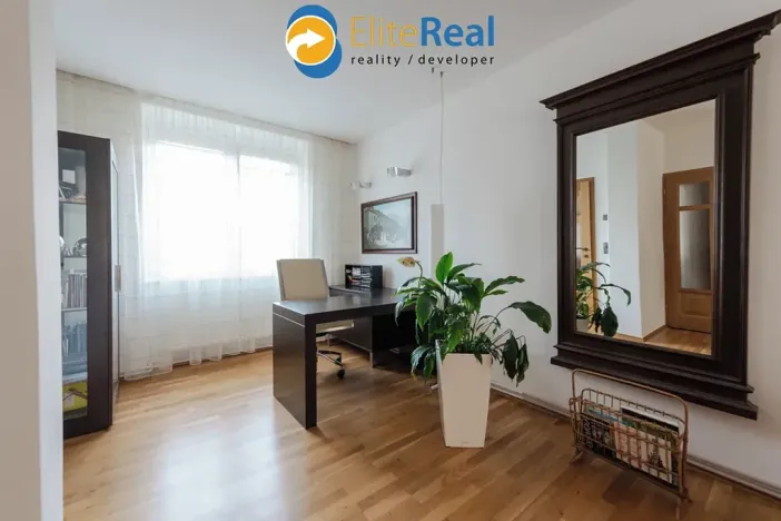 Prodej bytu 3+1, Olomouc, Bieblova, 83 m2