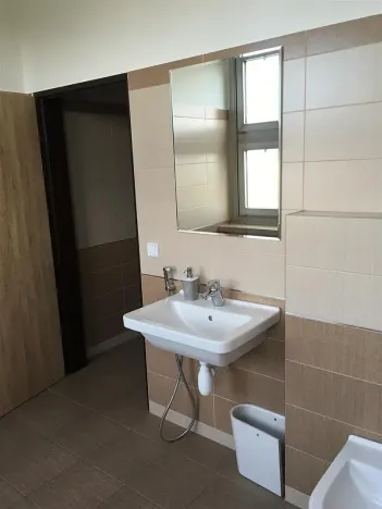 Pronájem kanceláře, Velká Bystřice, ČSA, 204 m2