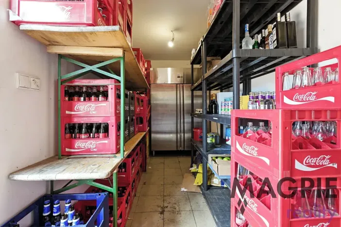 Pronájem restaurace, Praha - Uhříněves, Přátelství, 172 m2