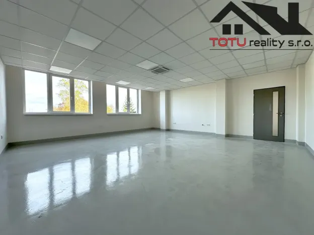 Pronájem kanceláře, Jaroměř, Jezbinská, 142 m2
