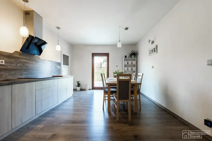 Prodej rodinného domu, Chyšky, 170 m2