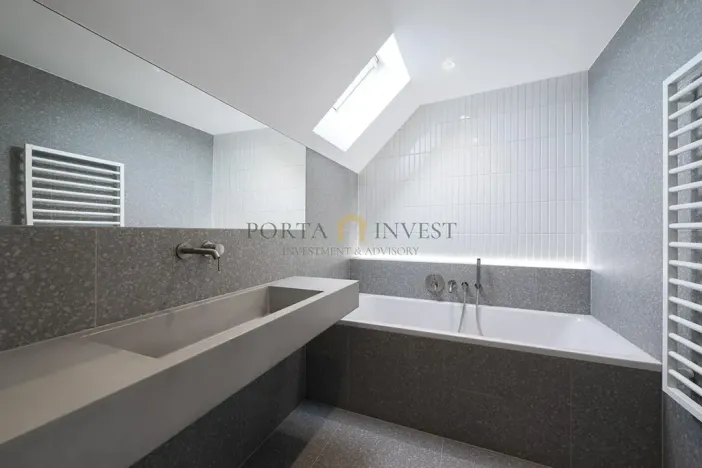 Prodej atypického bytu, Praha - Vinohrady, Pod Karlovem, 109 m2