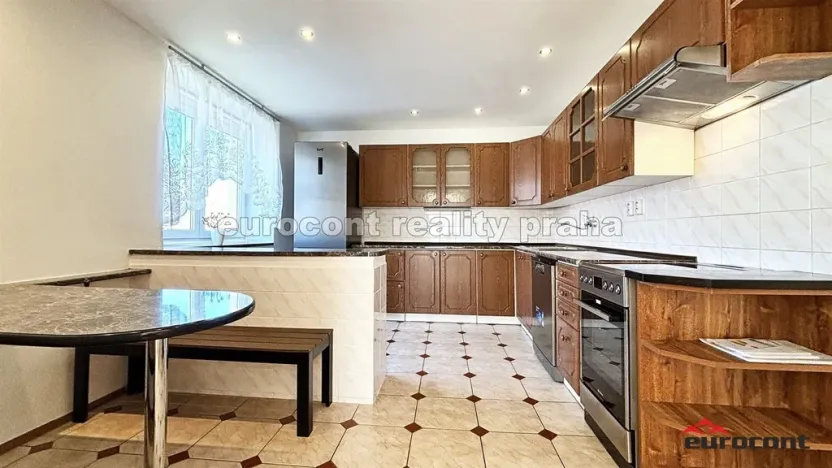 Pronájem bytu 2+1, Praha - Košíře, náměstí Josefa Machka, 54 m2