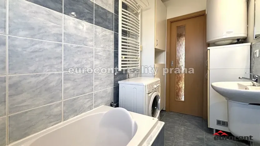 Pronájem bytu 2+1, Praha - Košíře, náměstí Josefa Machka, 54 m2